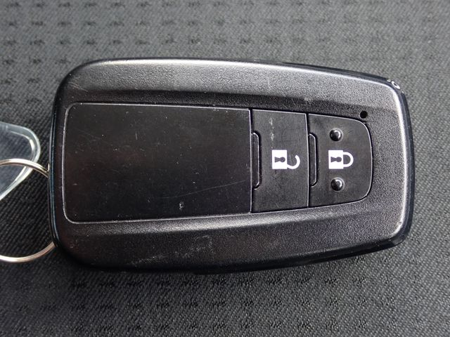 PRIUS 4WD