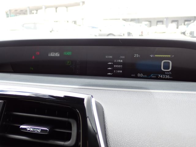 PRIUS 4WD