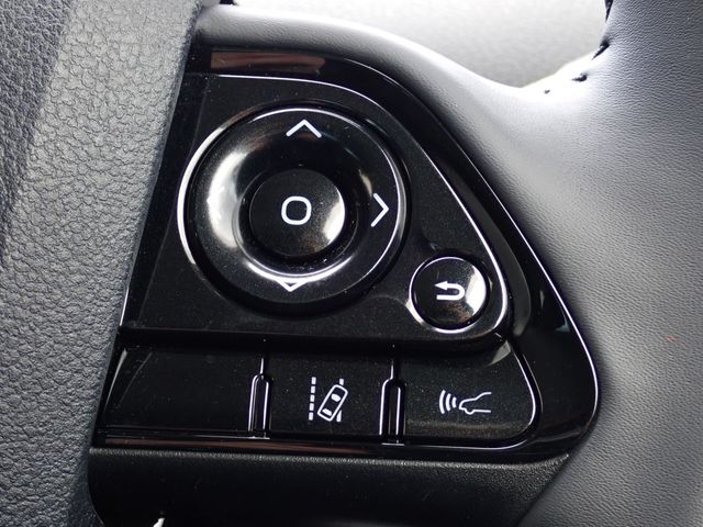 PRIUS 4WD