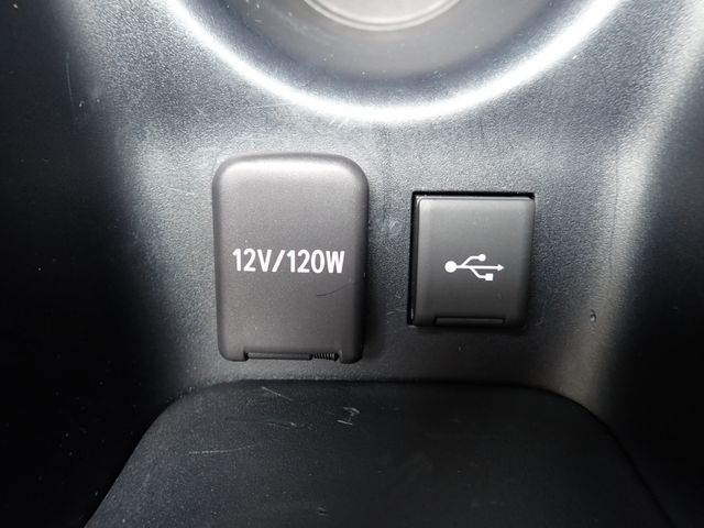 PRIUS 4WD