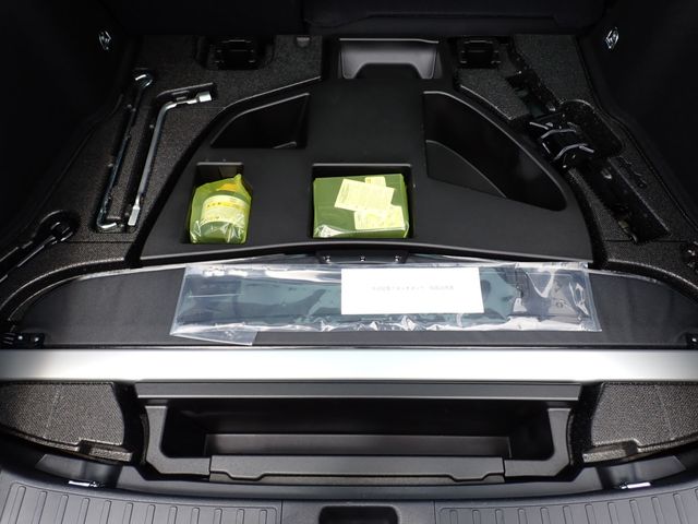 PRIUS 4WD