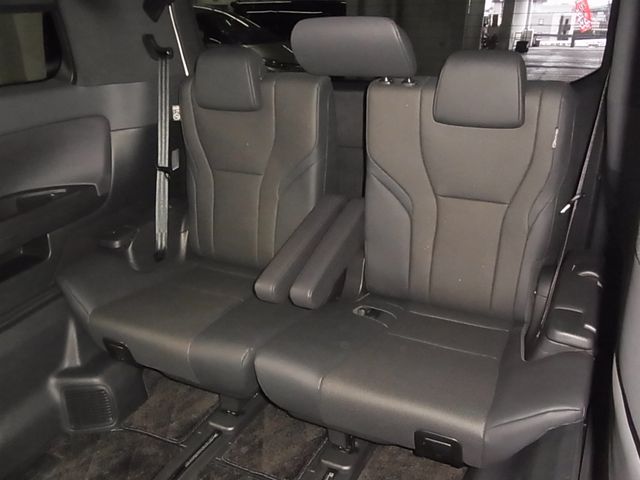 ALPHARD hybrid 4WD