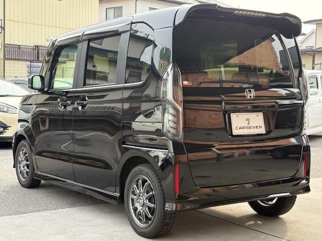 N-BOX CUSTOM
