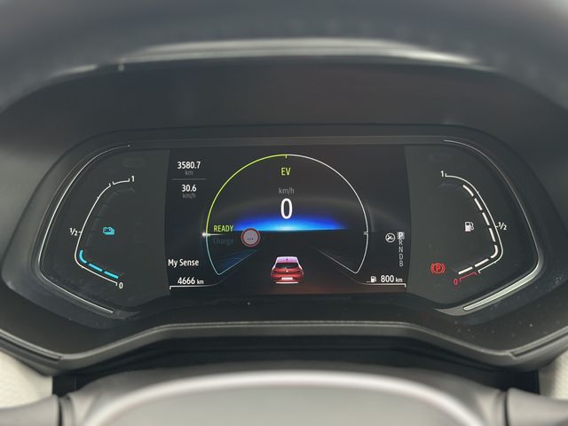 RENAULT LUTECIA