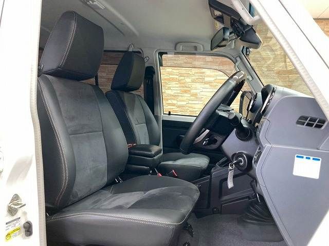 LANDCRUISER 70