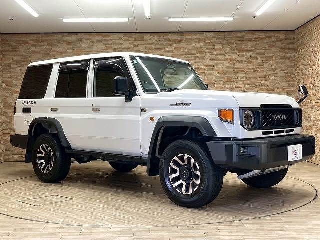 LANDCRUISER 70