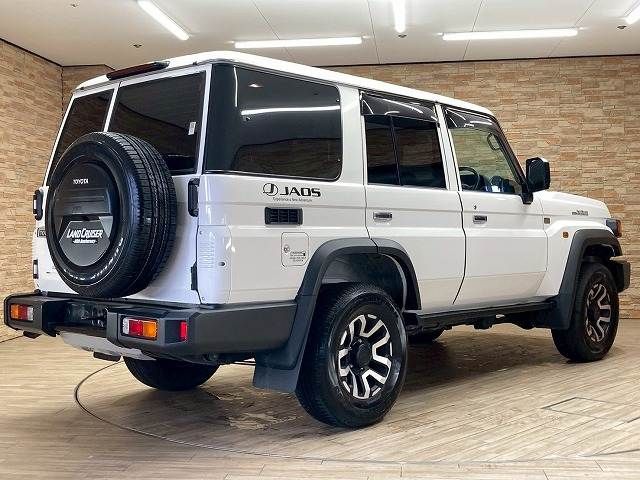 LANDCRUISER 70