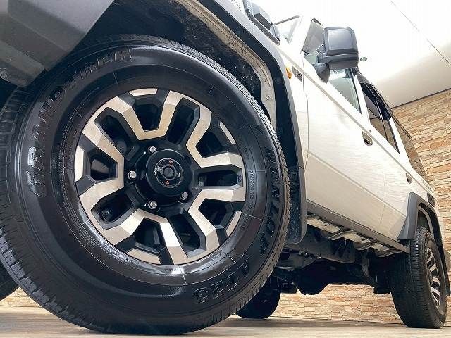 LANDCRUISER 70