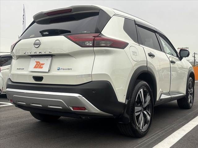 X-TRAIL 2WD