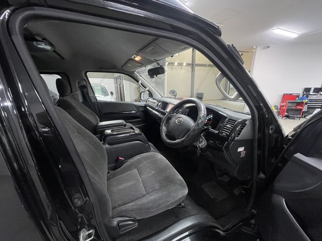 HIACE wagon