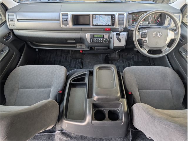 HIACE wagon 4WD