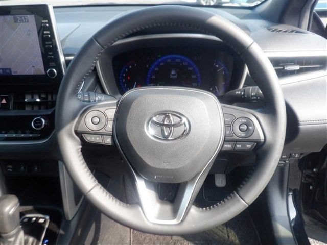 COROLLA CROSS HYBRID