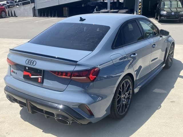 AUDI RS3 Sedan
