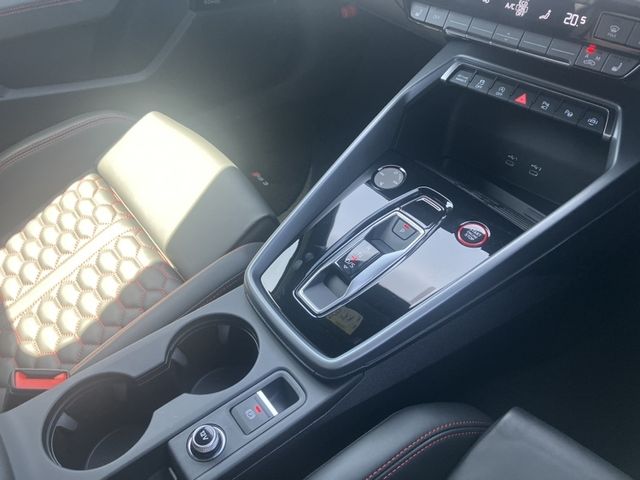 AUDI RS3 Sedan