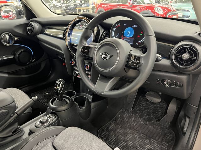 MINI COOPER D 5DOOR