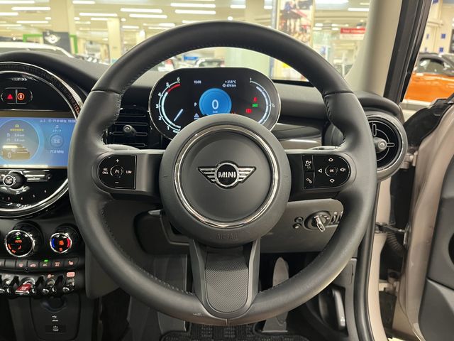 MINI COOPER D 5DOOR