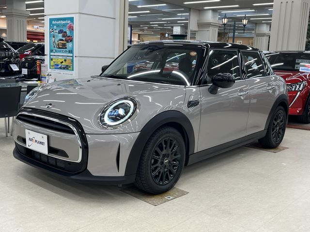 MINI COOPER D 5DOOR