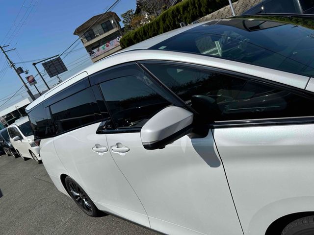VELLFIRE  HYBRID