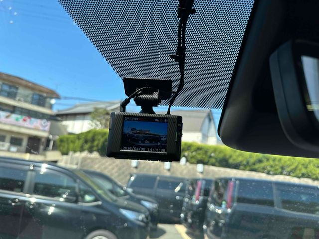 VELLFIRE  HYBRID