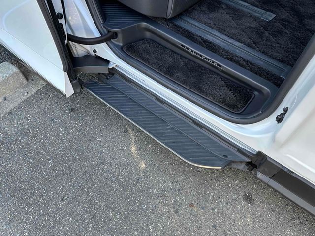 VELLFIRE  HYBRID