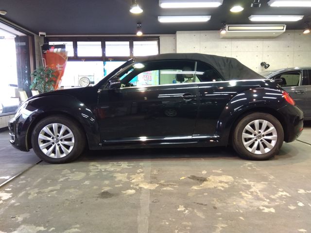 VOLKSWAGEN The BEETLE open