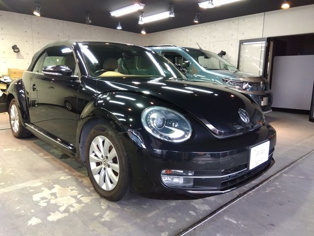 VOLKSWAGEN The BEETLE open