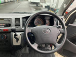 HIACE COMMUTER