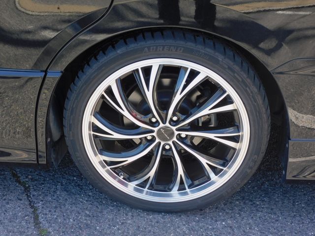 VOXY HYBRID