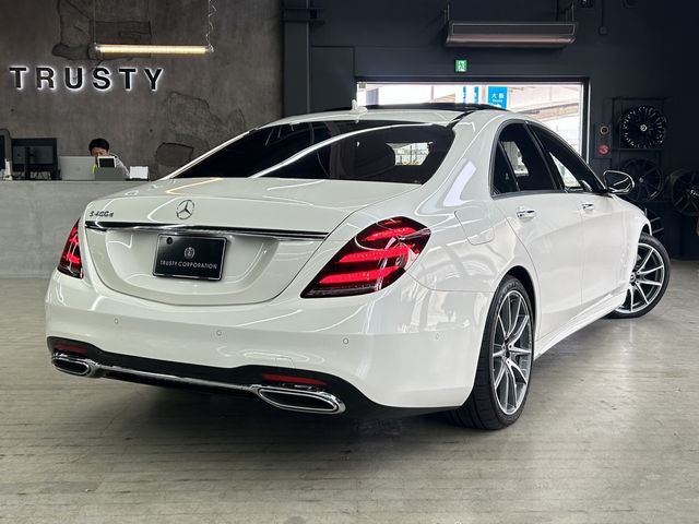MERCEDES BENZ S-Class