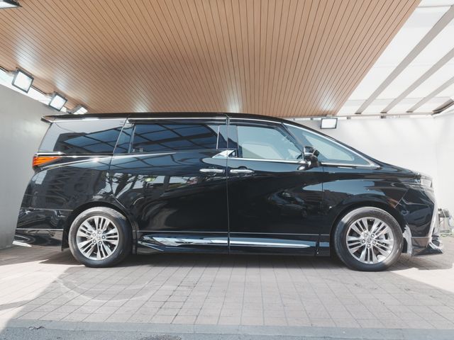 ALPHARD hybrid