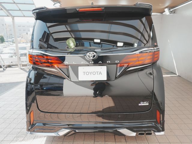 ALPHARD hybrid