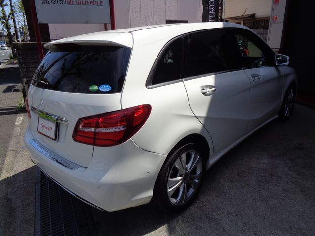 MERCEDES BENZ B class
