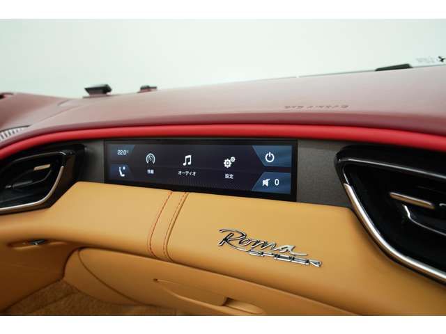 FERRARI Roma Spider