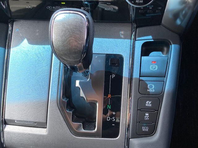 VELLFIRE HYBRID 4WD