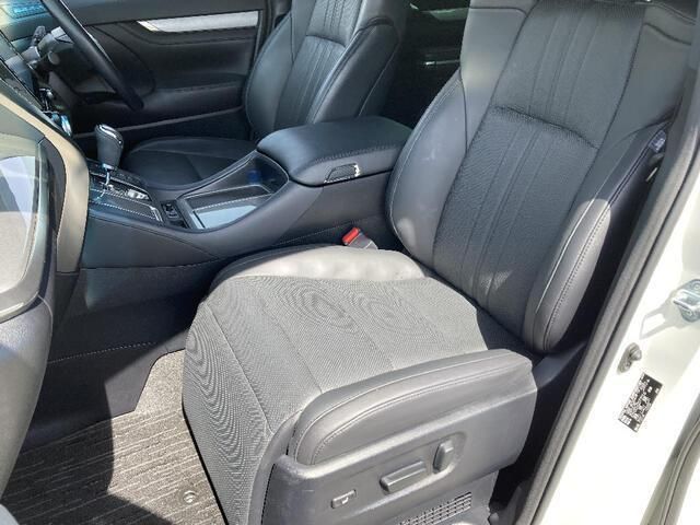 VELLFIRE HYBRID 4WD