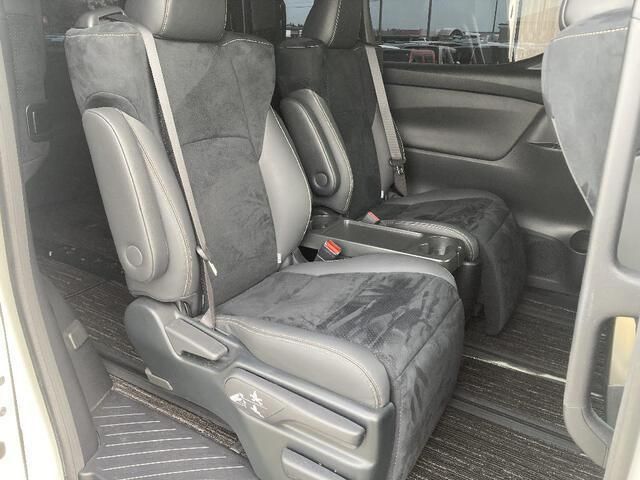 ALPHARD hybrid 4WD