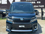 VOXY HYBRID