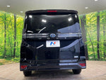 VOXY HYBRID