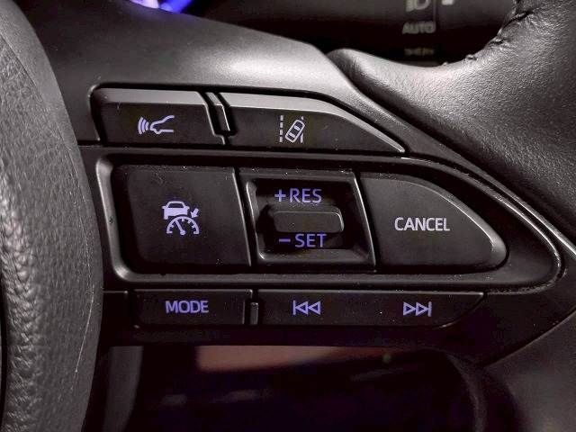 YARIS CROSS HYBRID