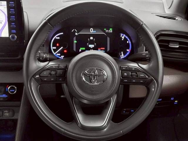 YARIS CROSS HYBRID