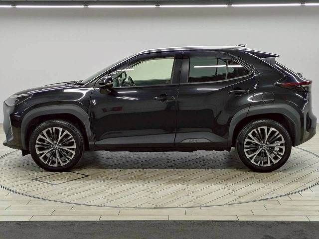 YARIS CROSS HYBRID