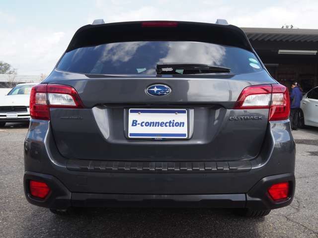LEGACY OUTBACK
