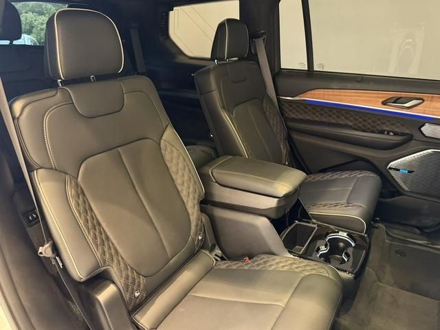JEEP GRAND CHEROKEE L