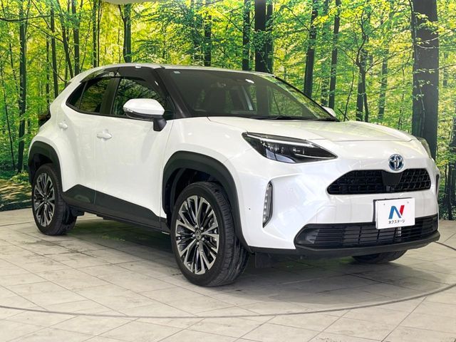 YARIS CROSS HYBRID