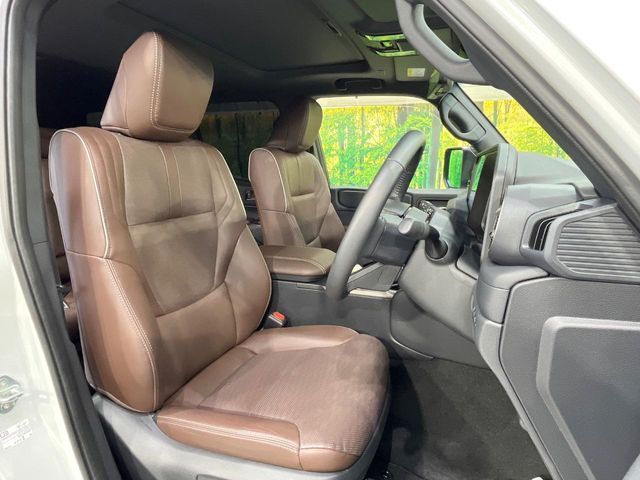LANDCRUISER 250