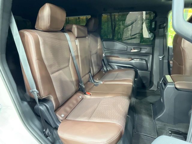 LANDCRUISER 250