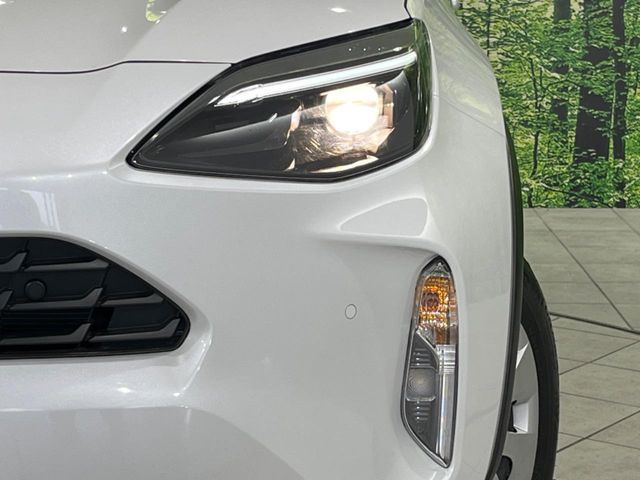 YARIS CROSS