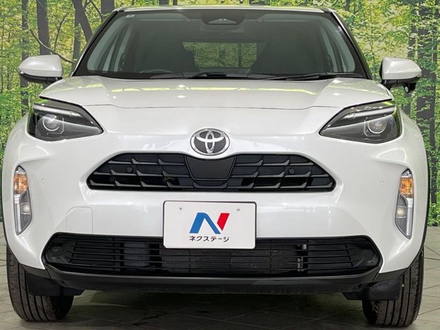 YARIS CROSS