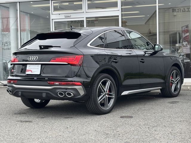 AUDI SQ5 SPORTBACK