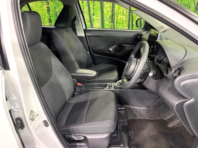 YARIS CROSS